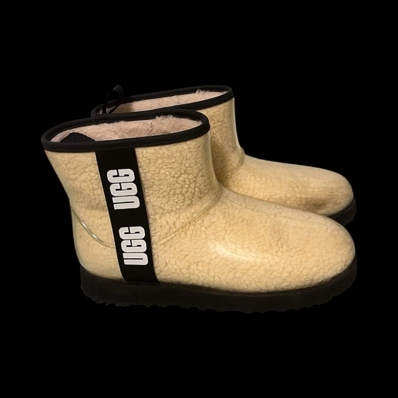 UGG Hybrid Edition Classic Clear Mini Rain Boots — Size 10 - Picture 6 of 8